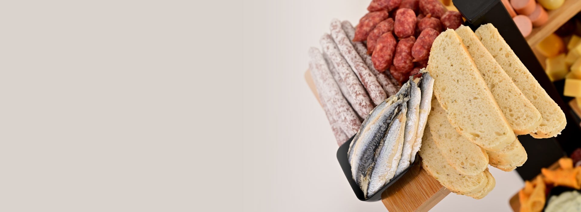  Bestel onze heerlijke tapastoren!